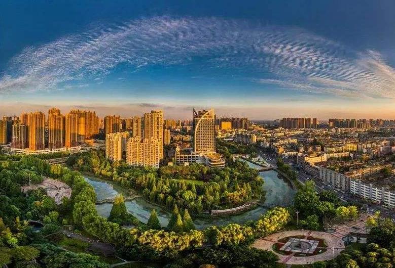 共塑對外貿(mào)易優(yōu)勢格局 四川與香港將建物流新通道